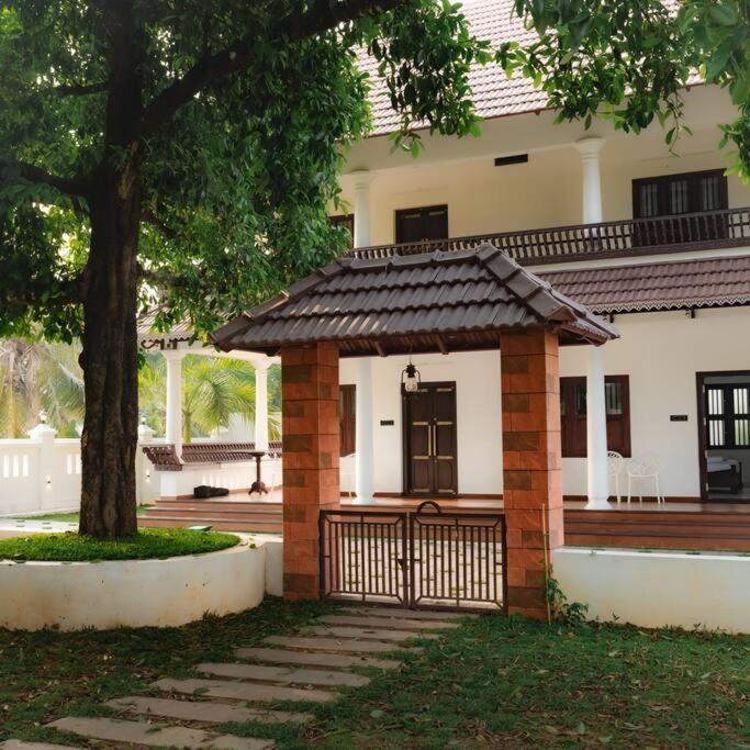 Tamarind Heritage Holiday Home Angamaly Extérieur photo