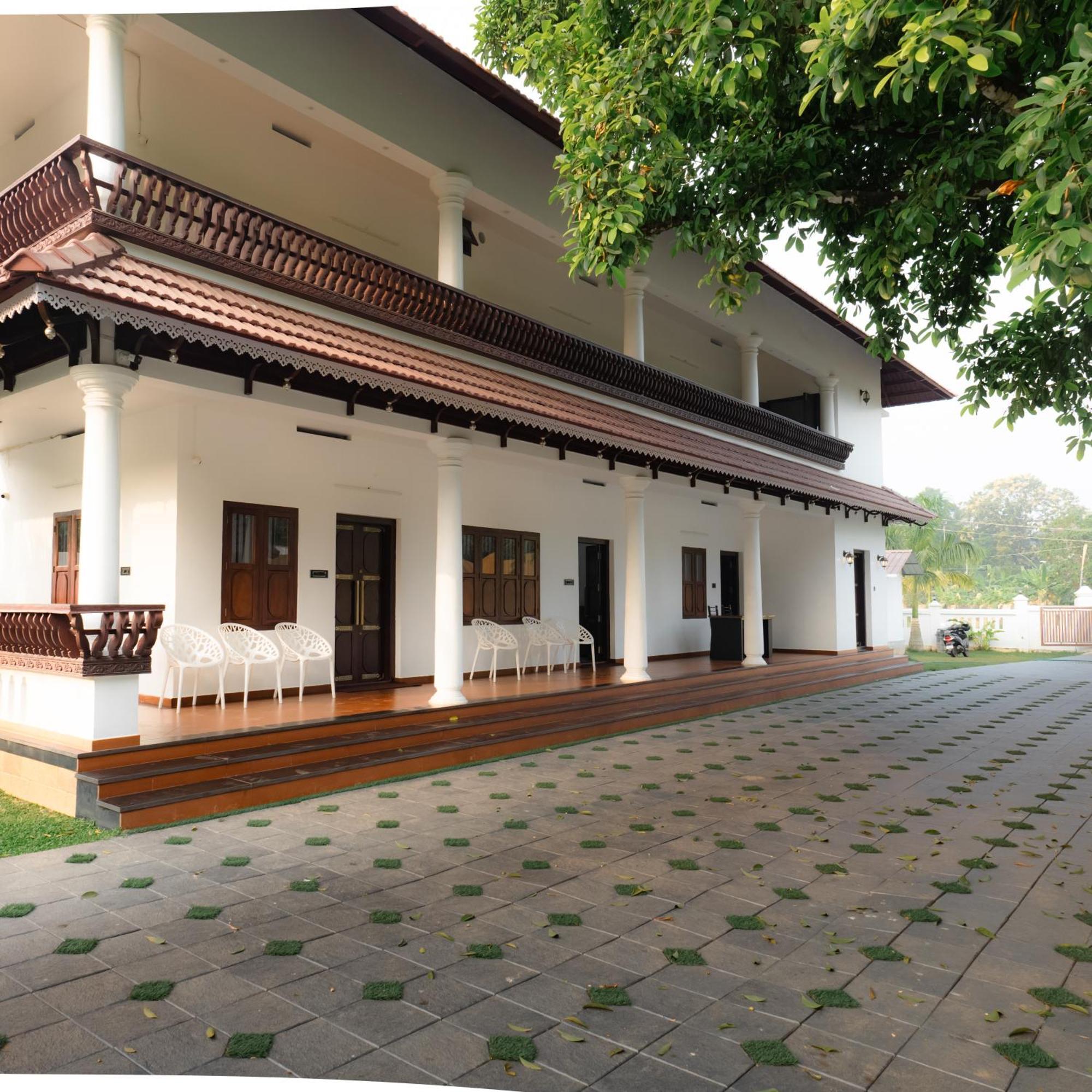 Tamarind Heritage Holiday Home Angamaly Extérieur photo